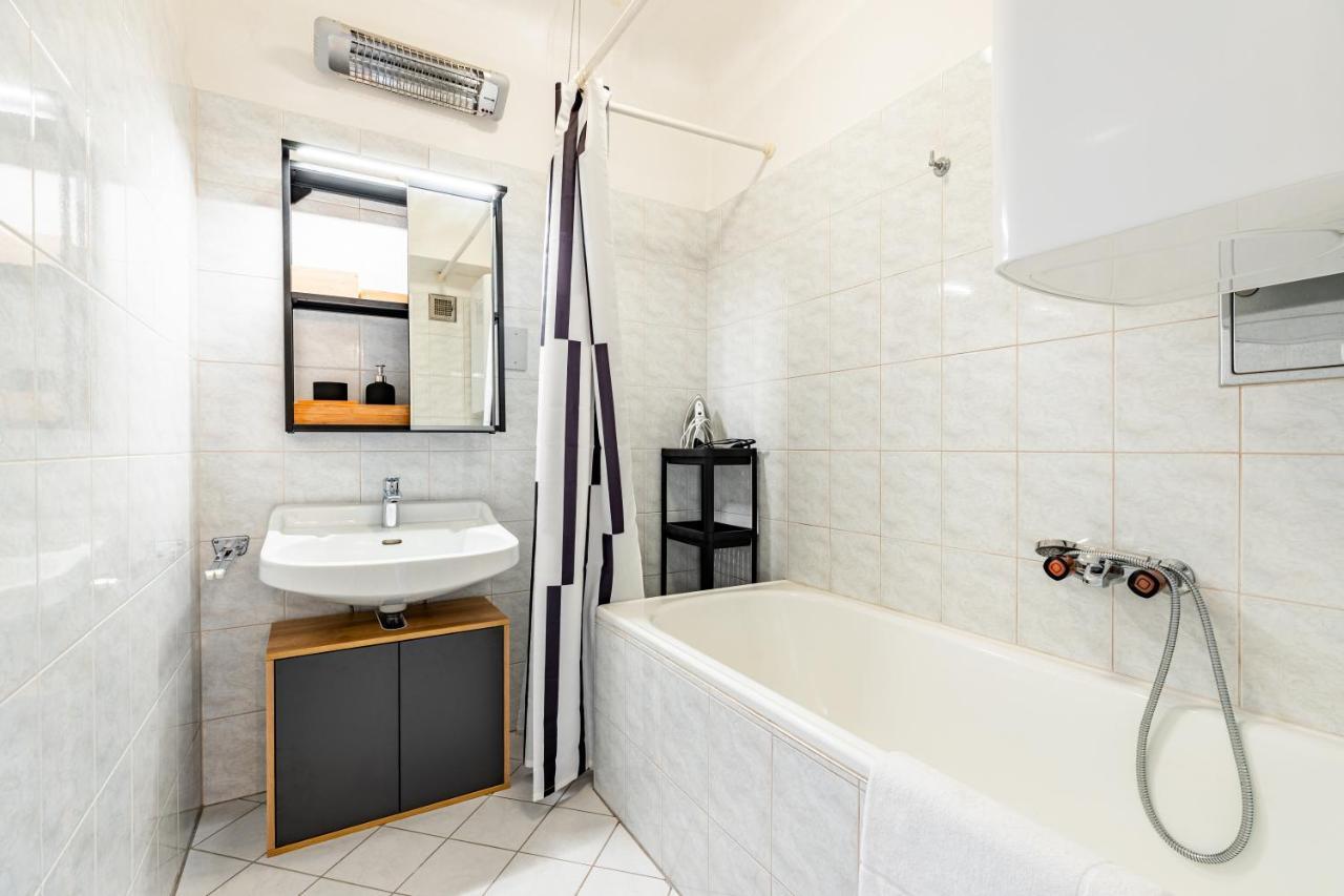 New With A View - Modern Studio Wien Ngoại thất bức ảnh
