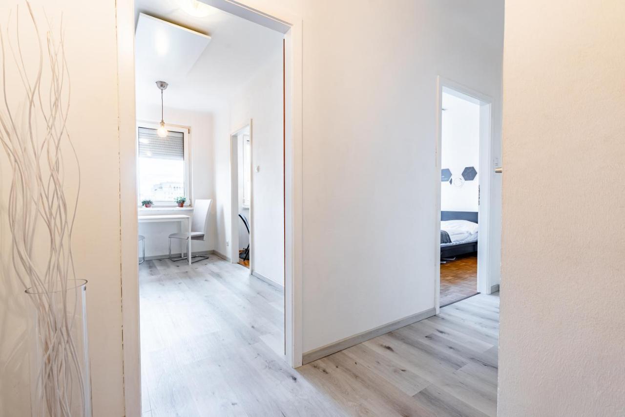 New With A View - Modern Studio Wien Ngoại thất bức ảnh
